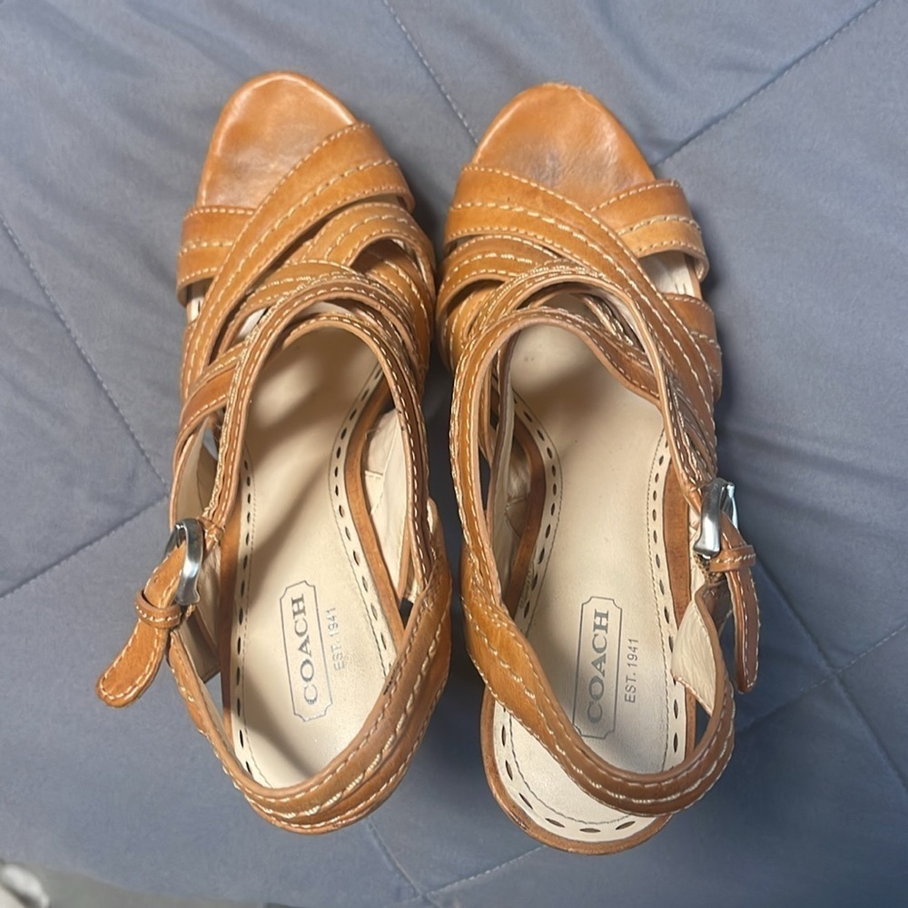 Coach Brynn Leather Tan Sling Back Strappy Heels Size 8 - Picture 11 of 12